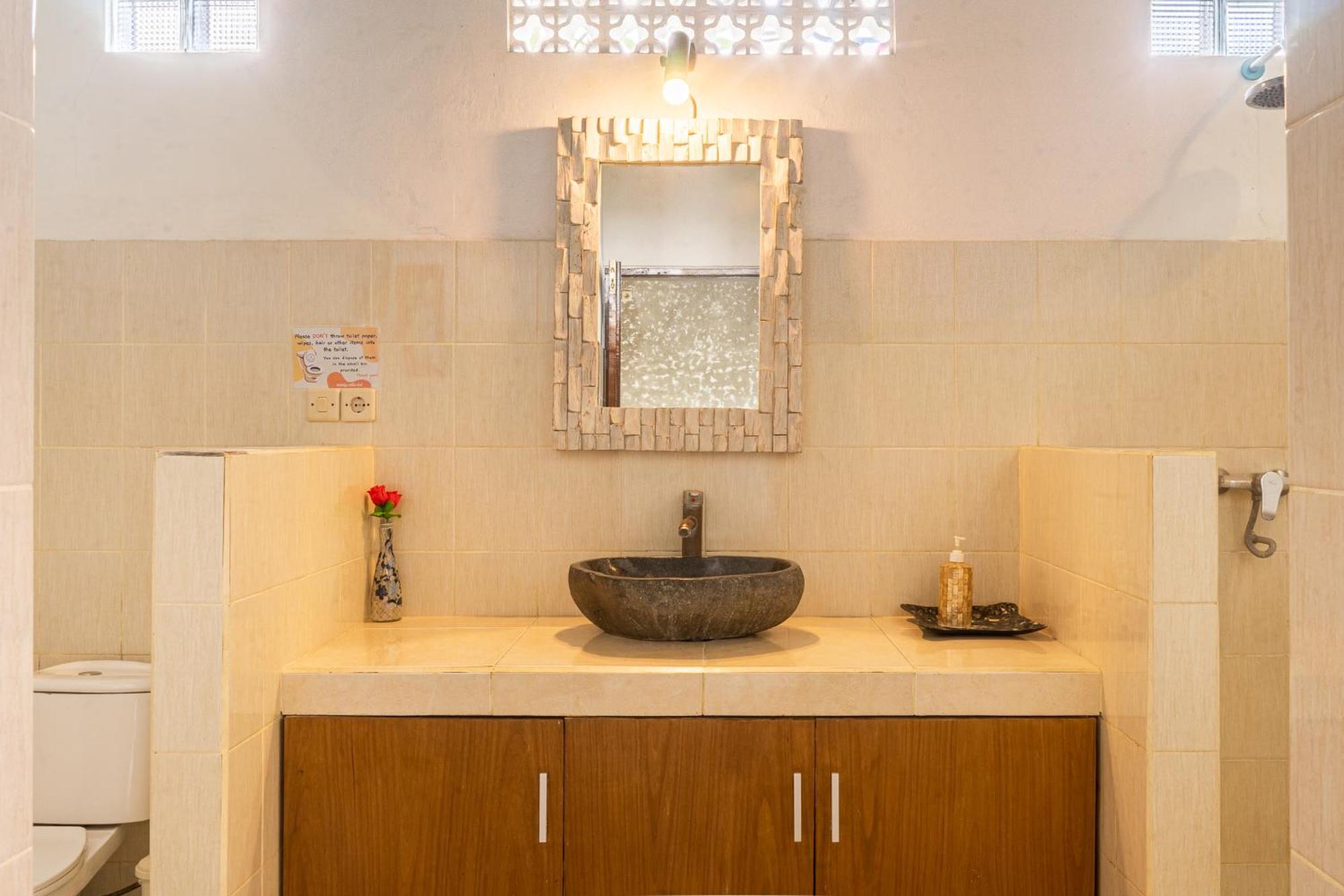 Villa Salya - 3Br - Private Pool - 1Min Walk To La Favela! Seminyak  Luaran gambar