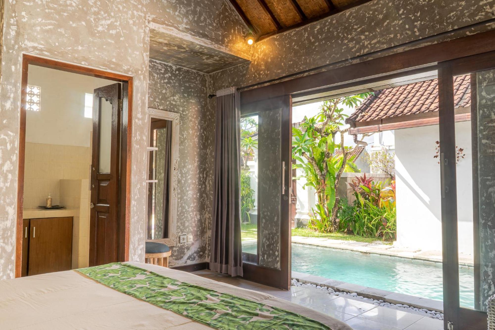 Villa Salya - 3Br - Private Pool - 1Min Walk To La Favela! Seminyak  Luaran gambar